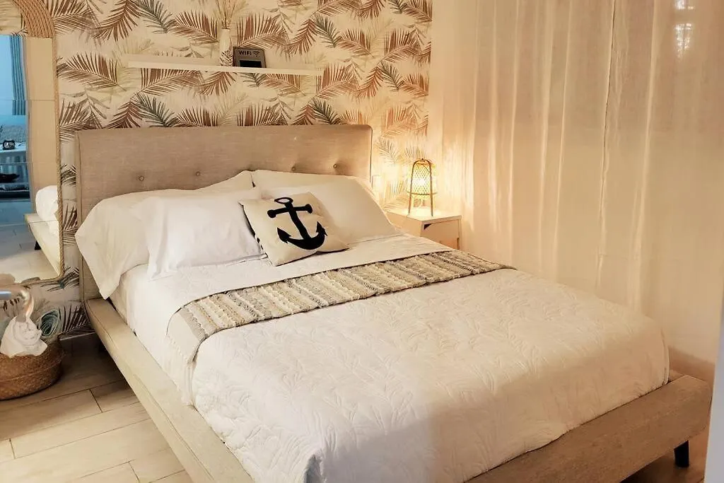 Coral Village Oasis Tropical Deluxe Condo-Walk To The Beach And Popular Attractions!! Punta Cana Apartment