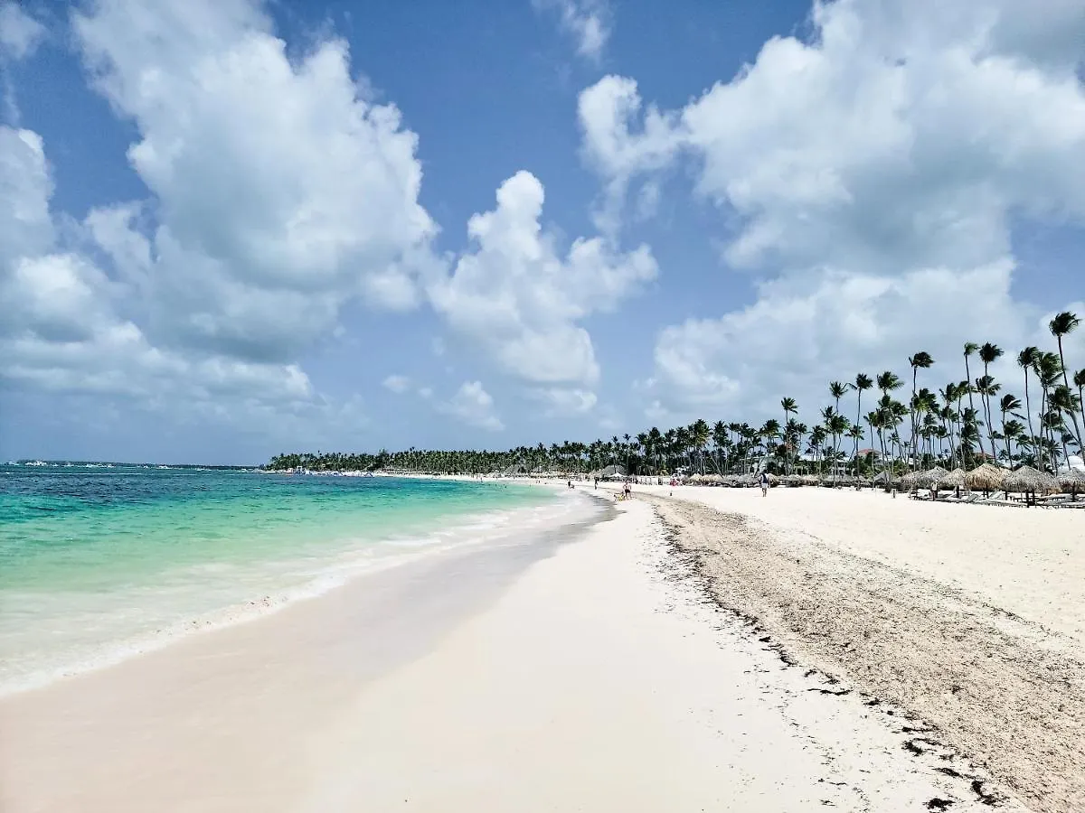 Coral Village Oasis Tropical Deluxe Condo-Walk To The Beach And Popular Attractions!! Punta Cana Apartment